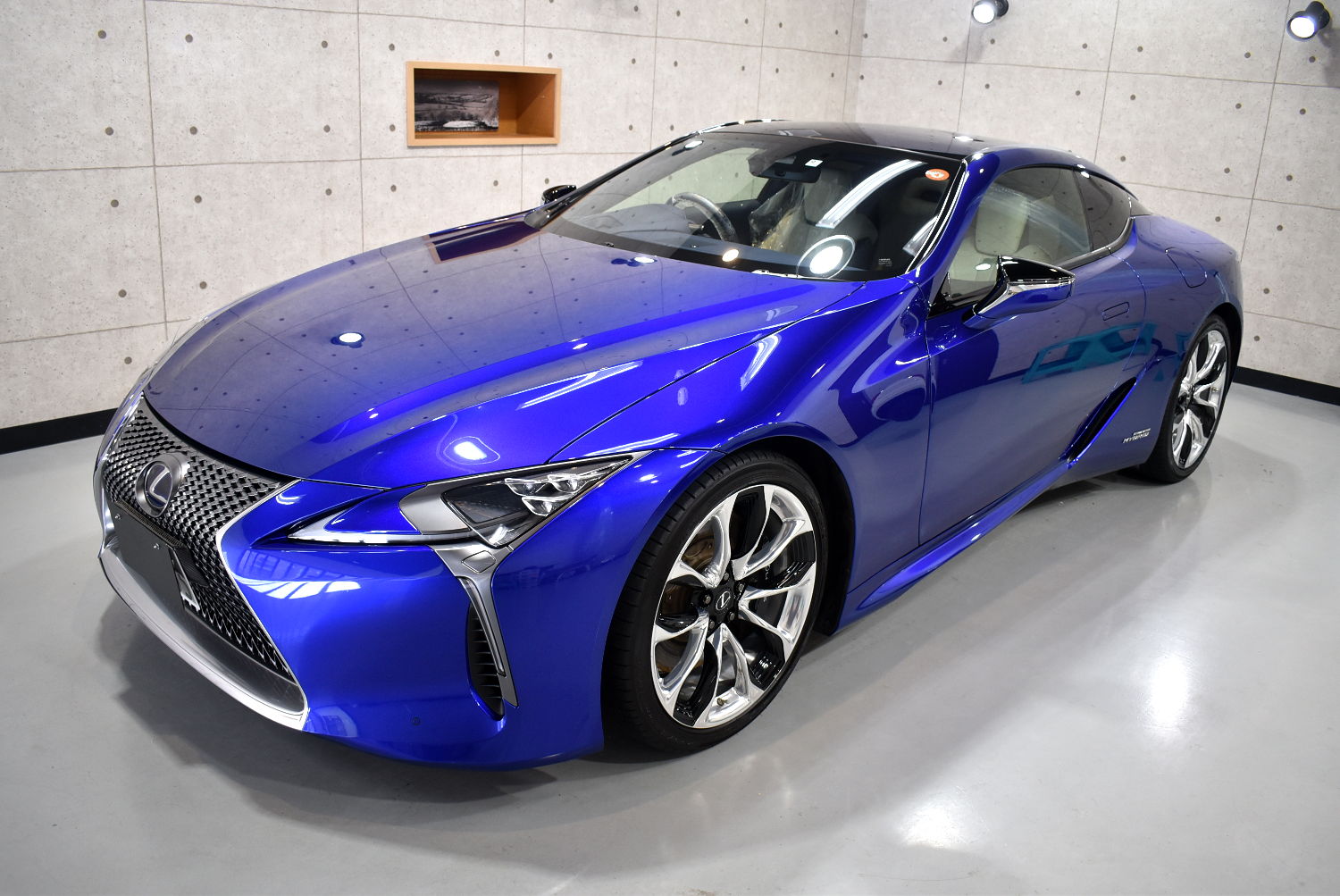 LC500h-14