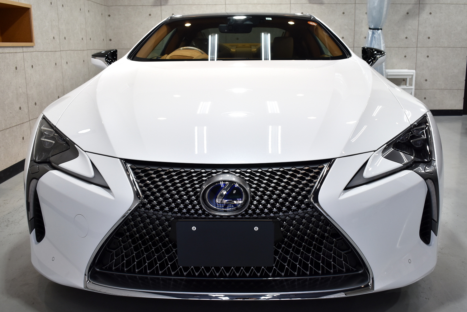 LC500h-13